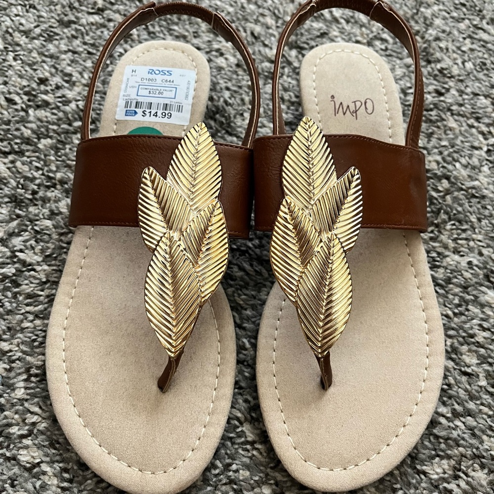 NEW gold leaf wedged sandals